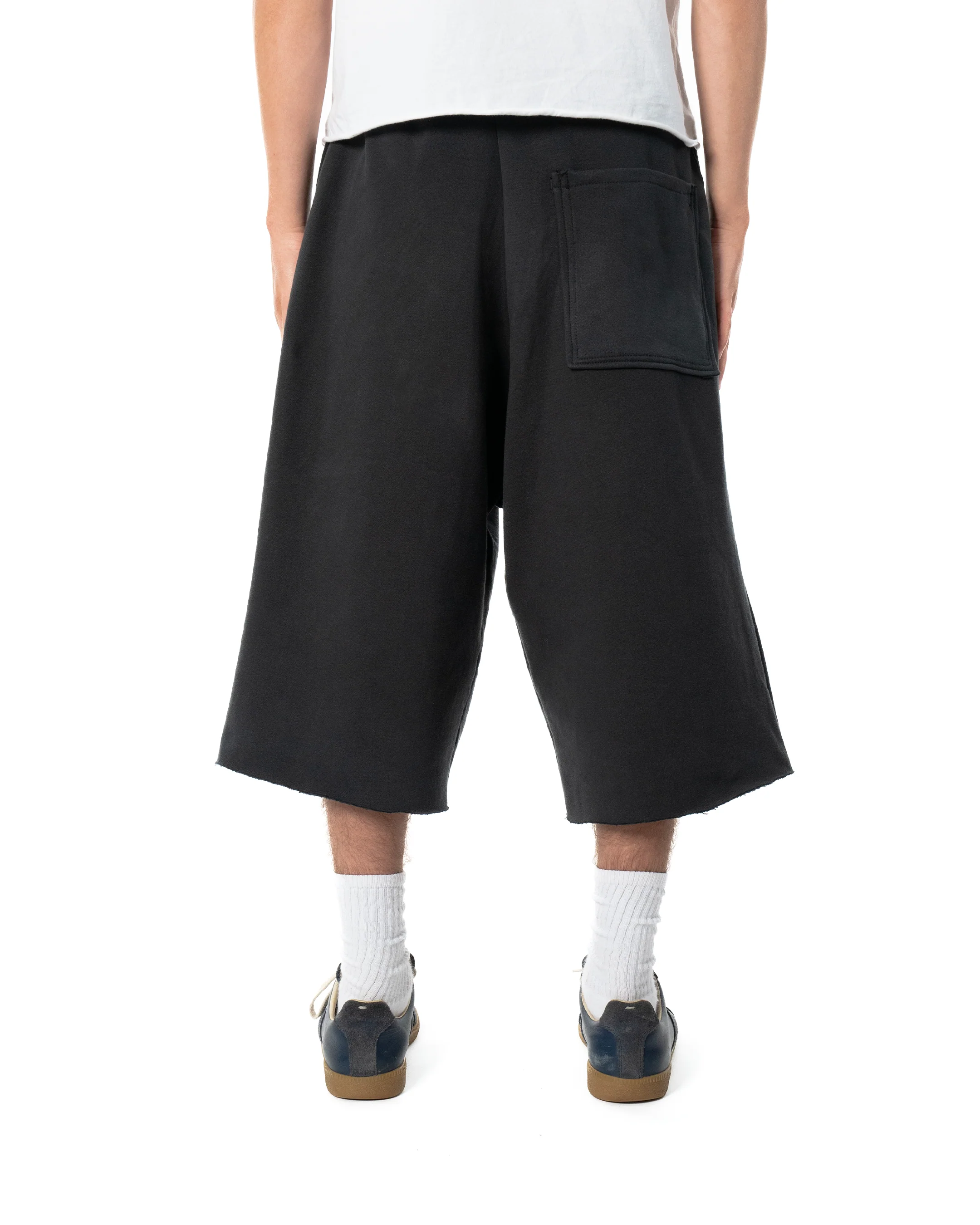 Baggy Sweatshorts Black - Image 4