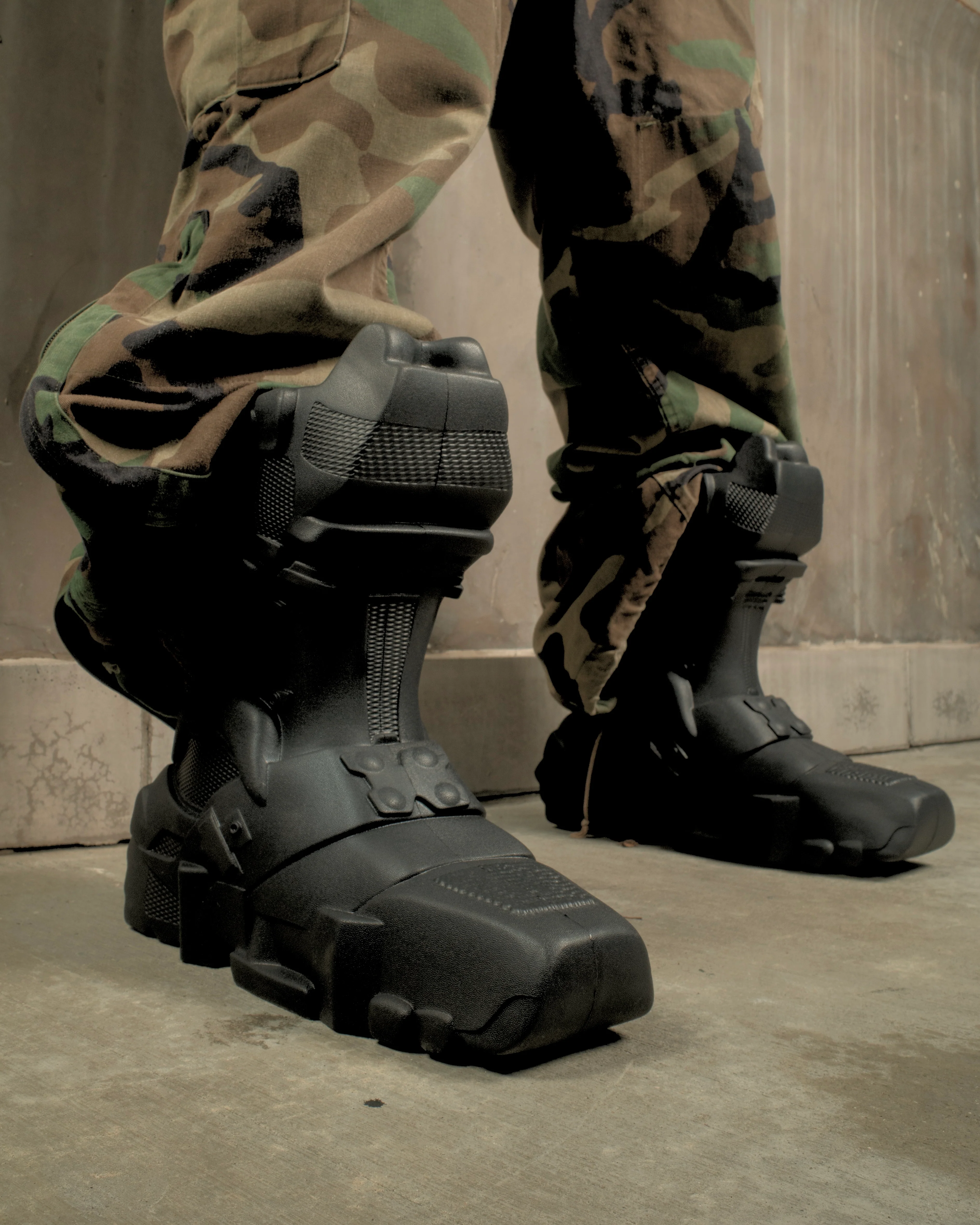 Chief Boot Black - Image 3