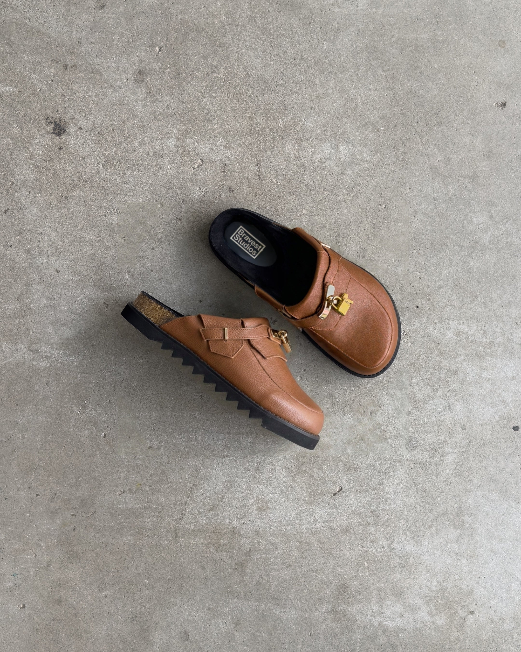 Cognac Bag Clogs - Image 6