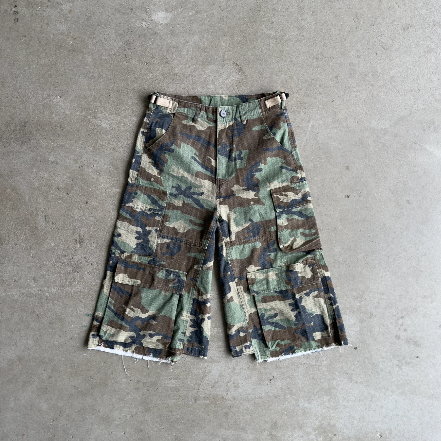 Green Camo Baggy Cargo Shorts - Image 6