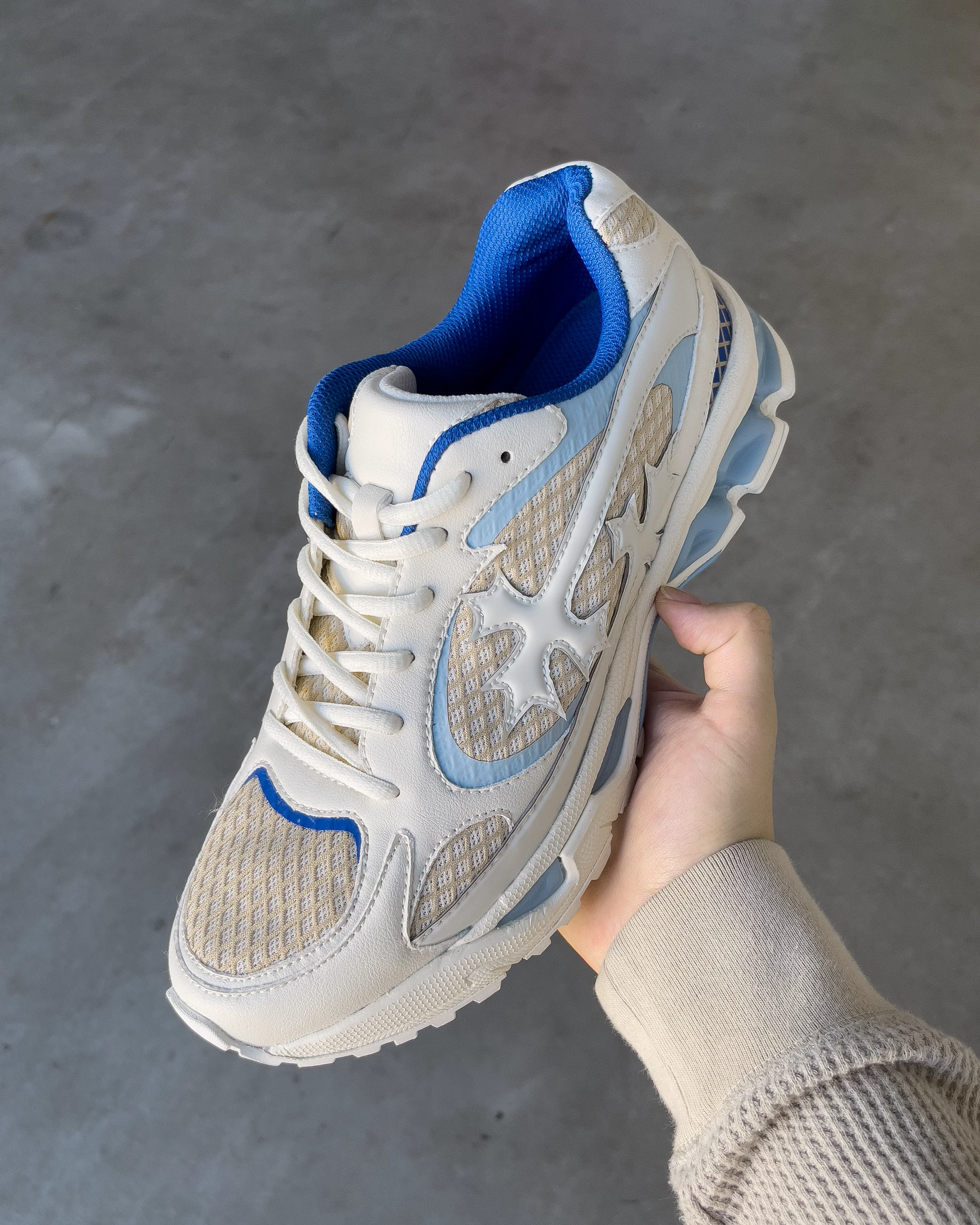 Blue Kross Kountry Runner - Image 3