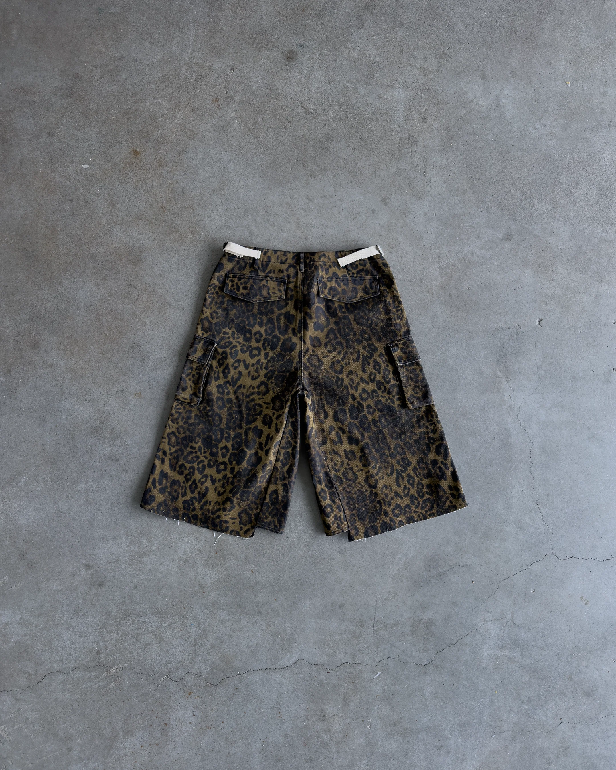 Leopard Baggy Cargo Shorts - Image 5