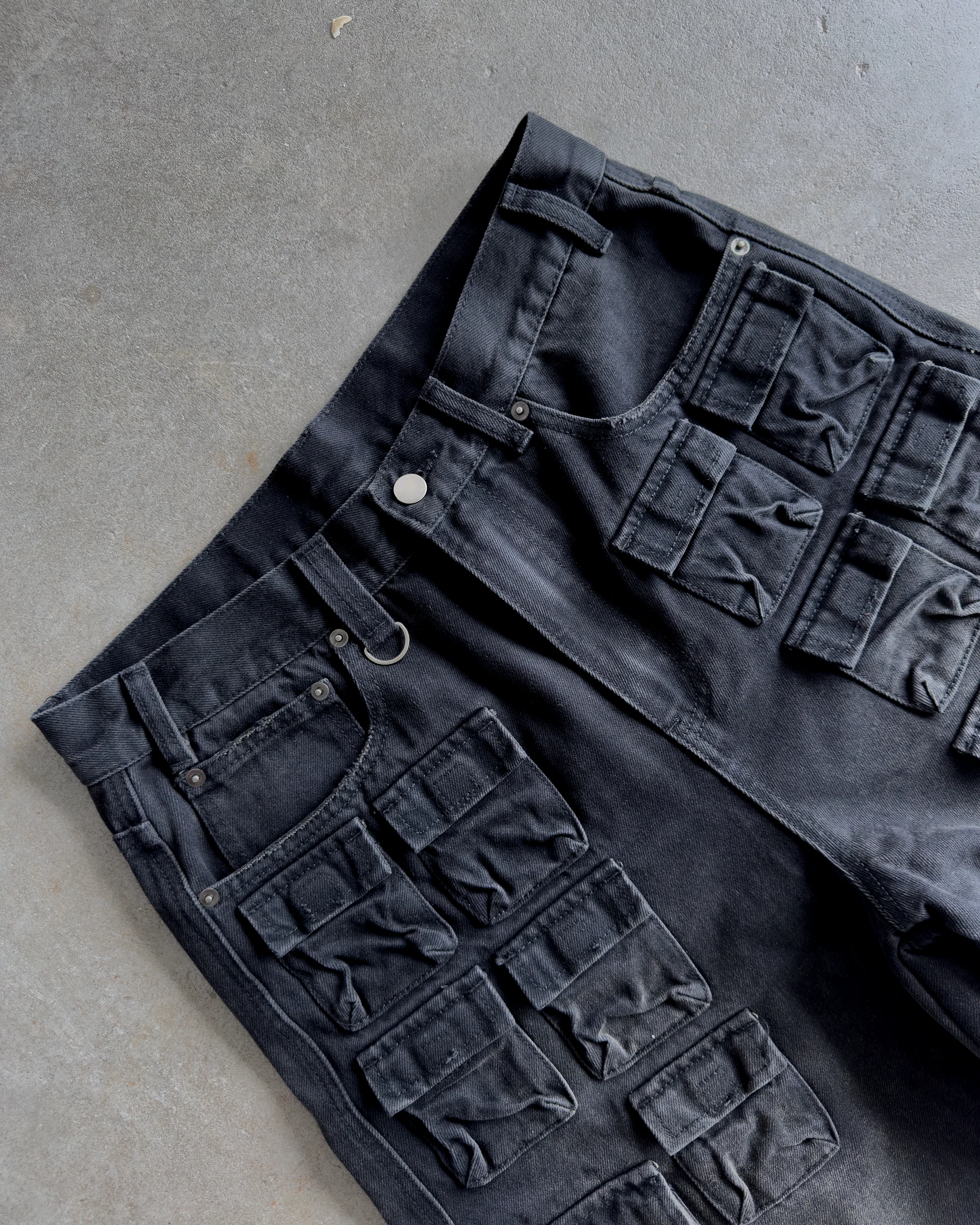 Black Multi Pocket Baggy Cargo Shorts - Image 2