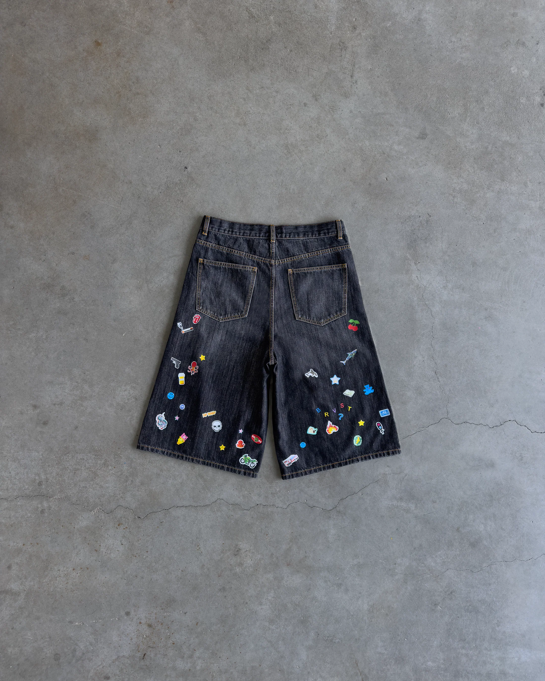Sticker Jorts Black - Image 3