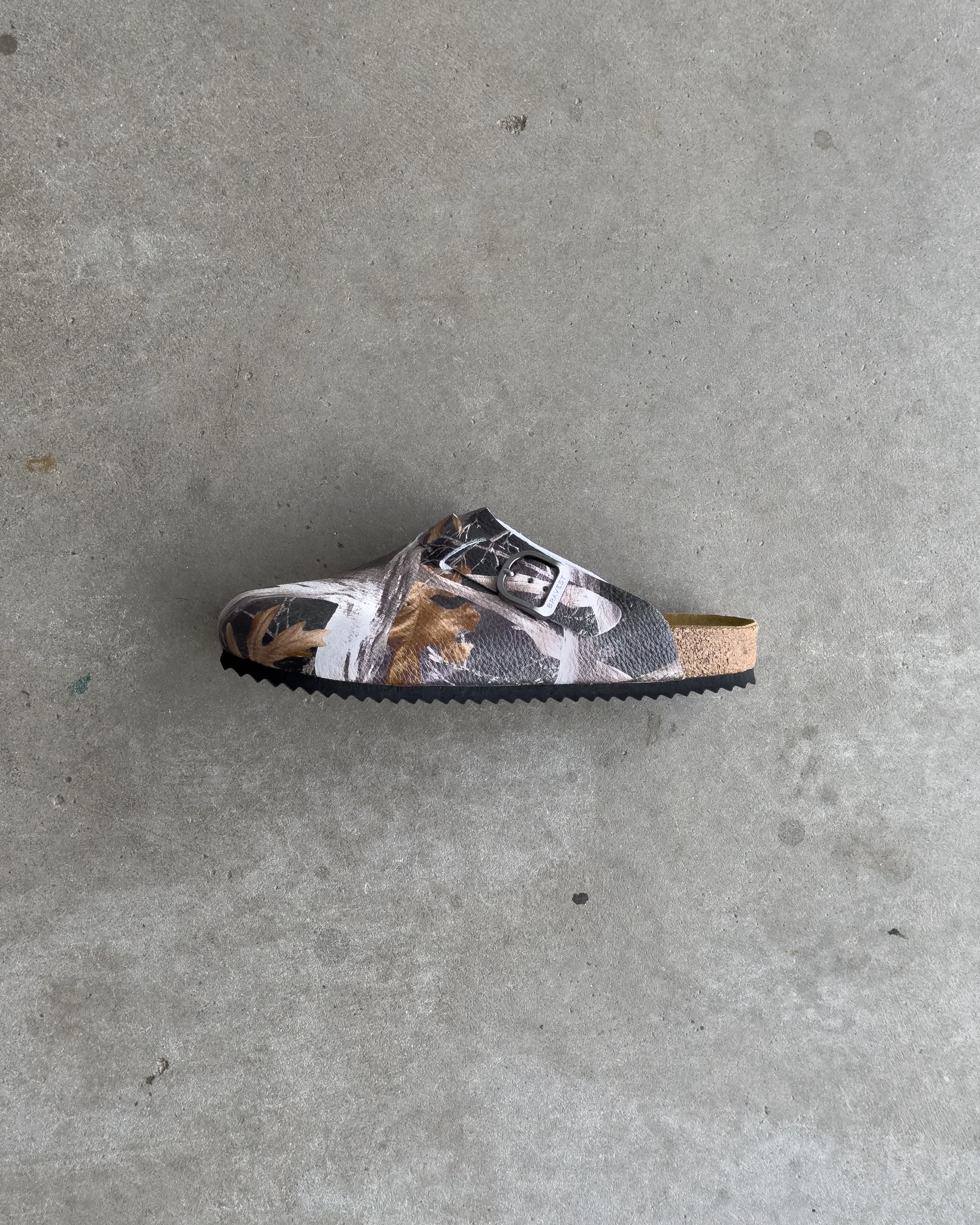 Tree Camo Clogs - Image 3